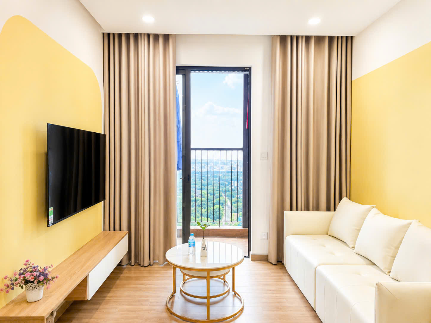 Căn Hộ 2 Phòng Ngủ Full Nội Thất Tầng Cao Tòa S3 Sky Oasis Ecopark – View Biệt Thự Đảo cho thuê
