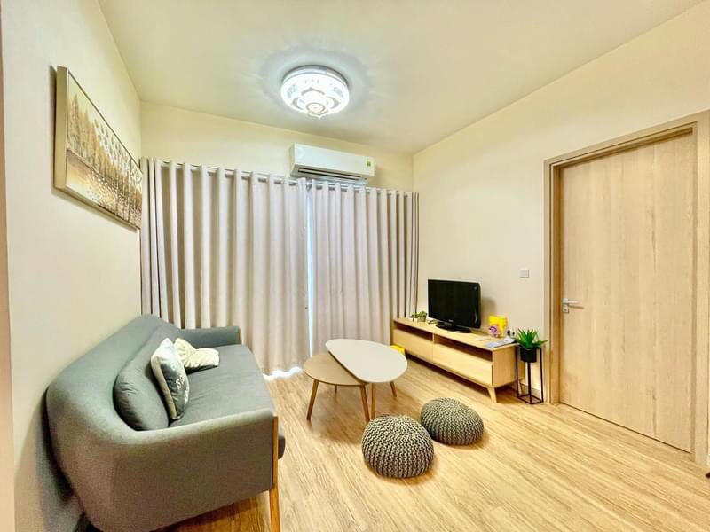 CĂN HỘ 2 PHÒNG NGỦ,ĐỦ ĐỒ GIÁ TỐT BÊN TÒA SKY1  ECOPARK CHO THUÊ