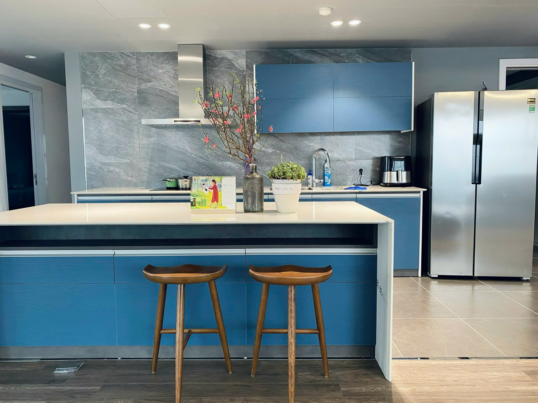 Căn hộ rộng, 3 phòng ngủ, full nội thất cao cấp bên tòa Park 2 Ecopark cần cho thuê