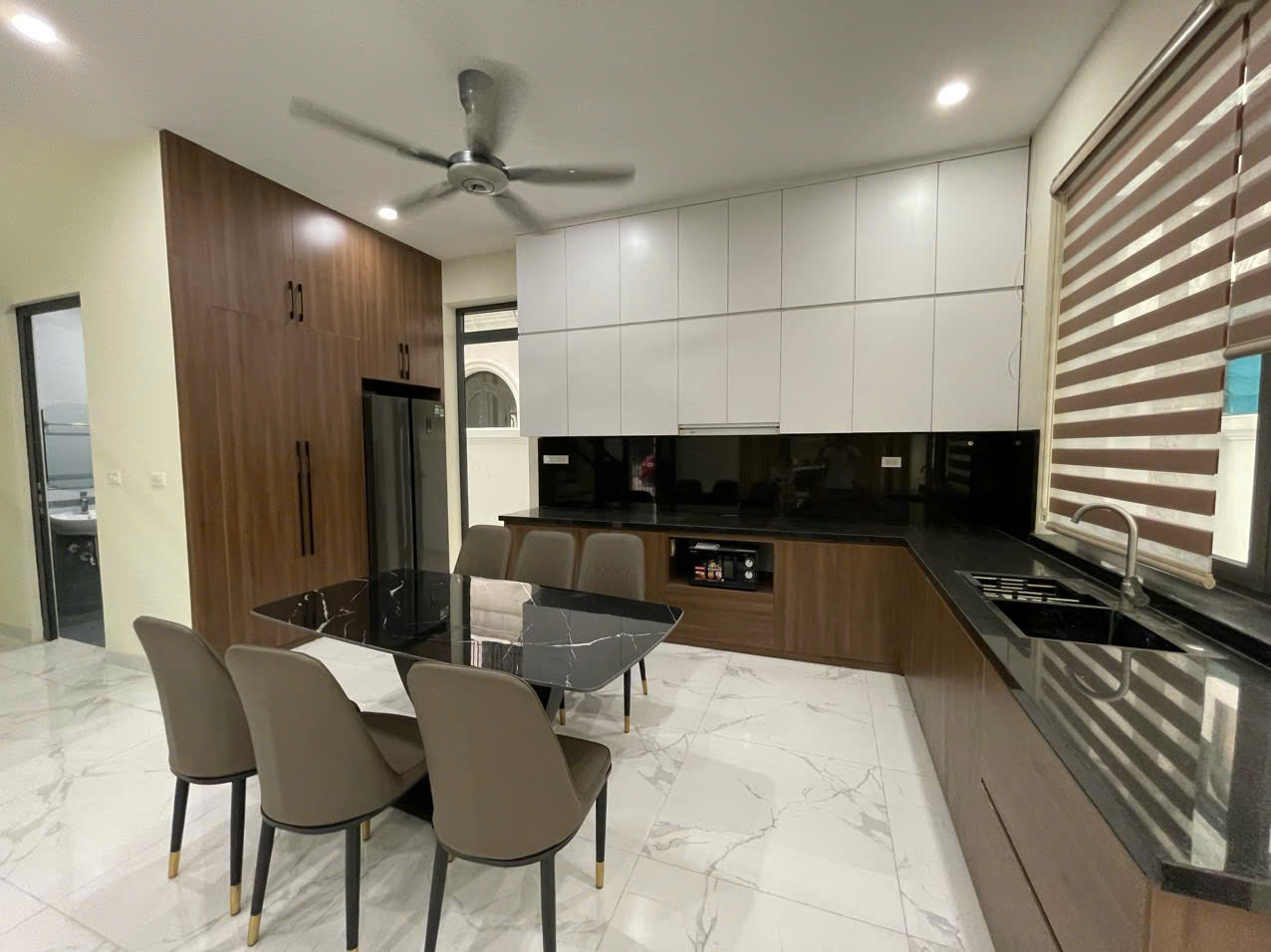 CHO THUÊ BIỆT THỰ LIỀN KỀ KHU SAO BIỂN VINHOMES OCEAN PARK 1 –3 PHÒNG NGỦ, FULL ĐỒ ĐẸP