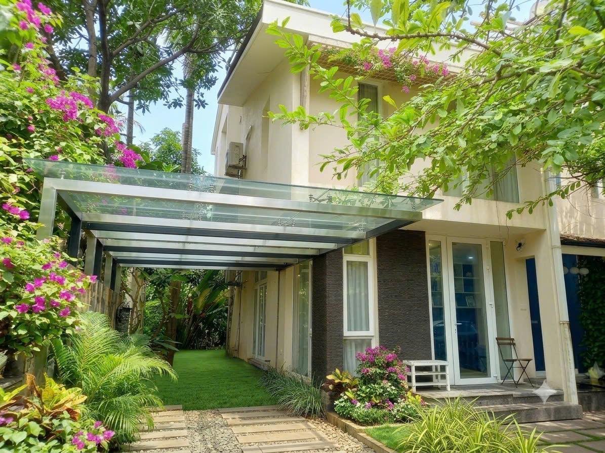 CHO THUÊ BIỆT THỰ VƯỜN TÙNG ECOPARK- 162M2 , 3PN ĐỦ ĐỒ. GIÁ TỐT