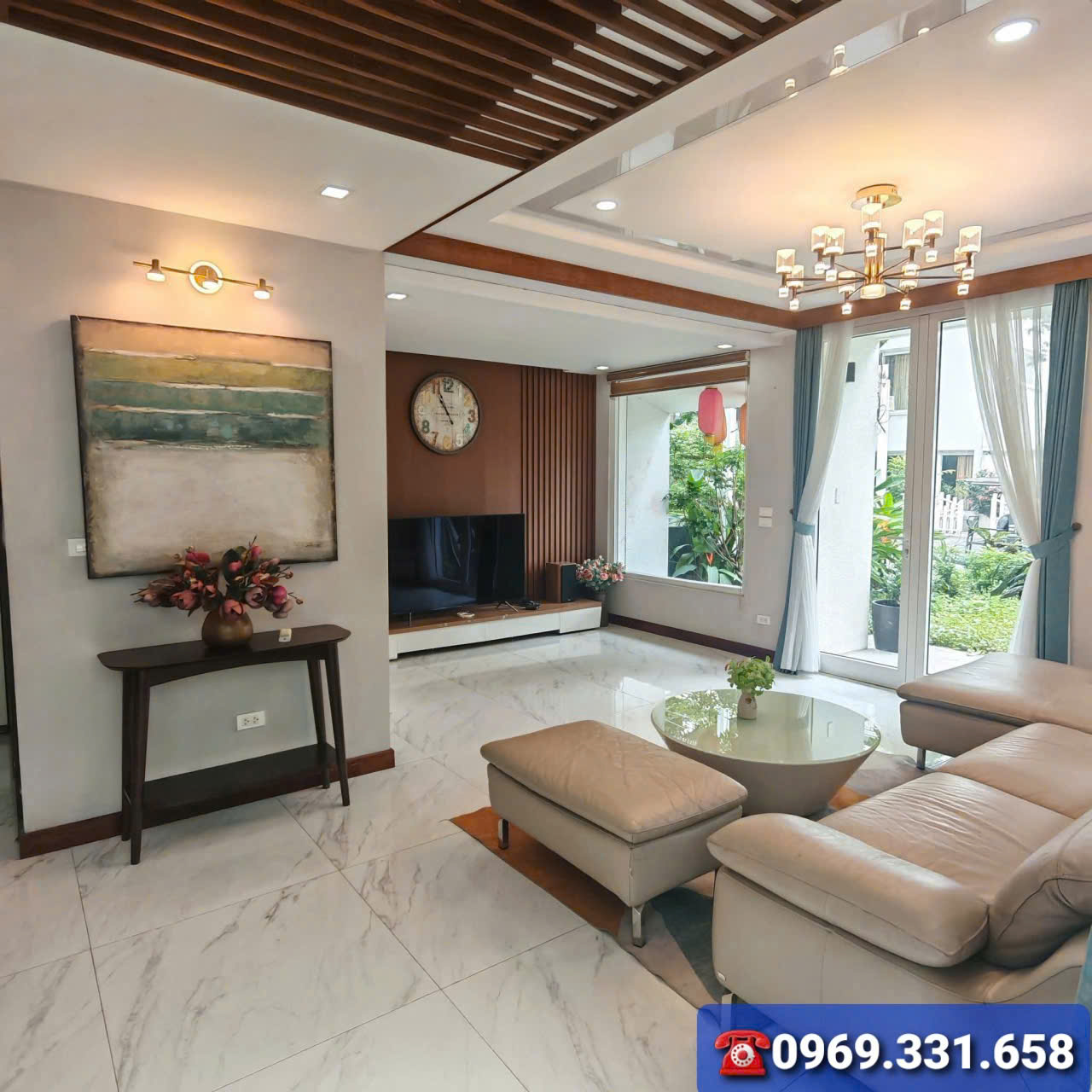 Cho thuê căn BTSL sân vườn, 3 phòng ngủ, đủ đồ đẹp bên Vườn tùng Ecopark