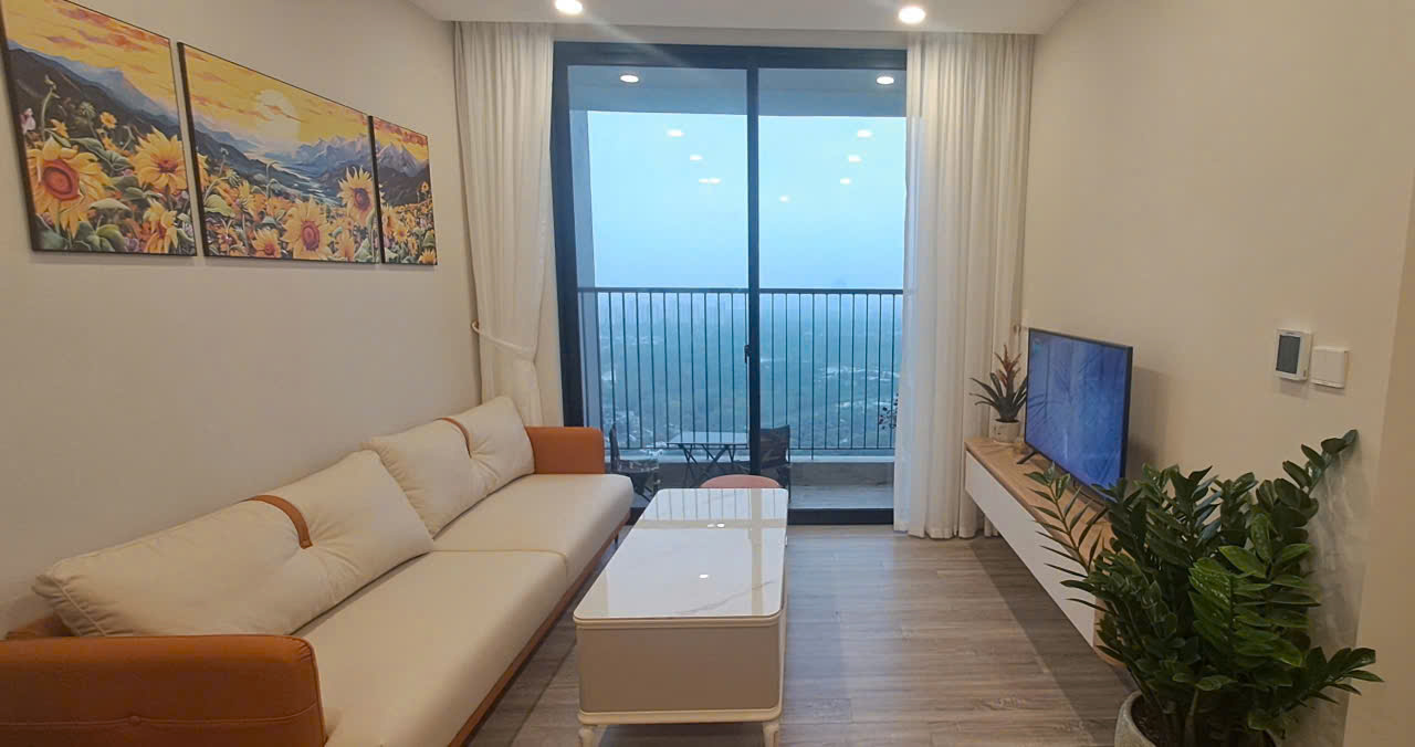 Cho Thuê Căn Hộ 2 Phòng Ngủ Tòa SF3 Sky Forest Ecopark – Full Đồ Đẹp, Giá Tốt Nhất