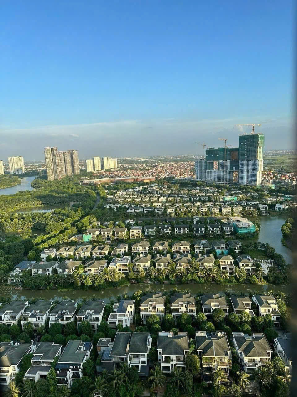cho thuê căn hộ tòa S2 Sky Oasis, 97m2, 3PN, 2VS, view Vịnh Đảo siêu đẹp, đầy đủ nội thất cao cấp