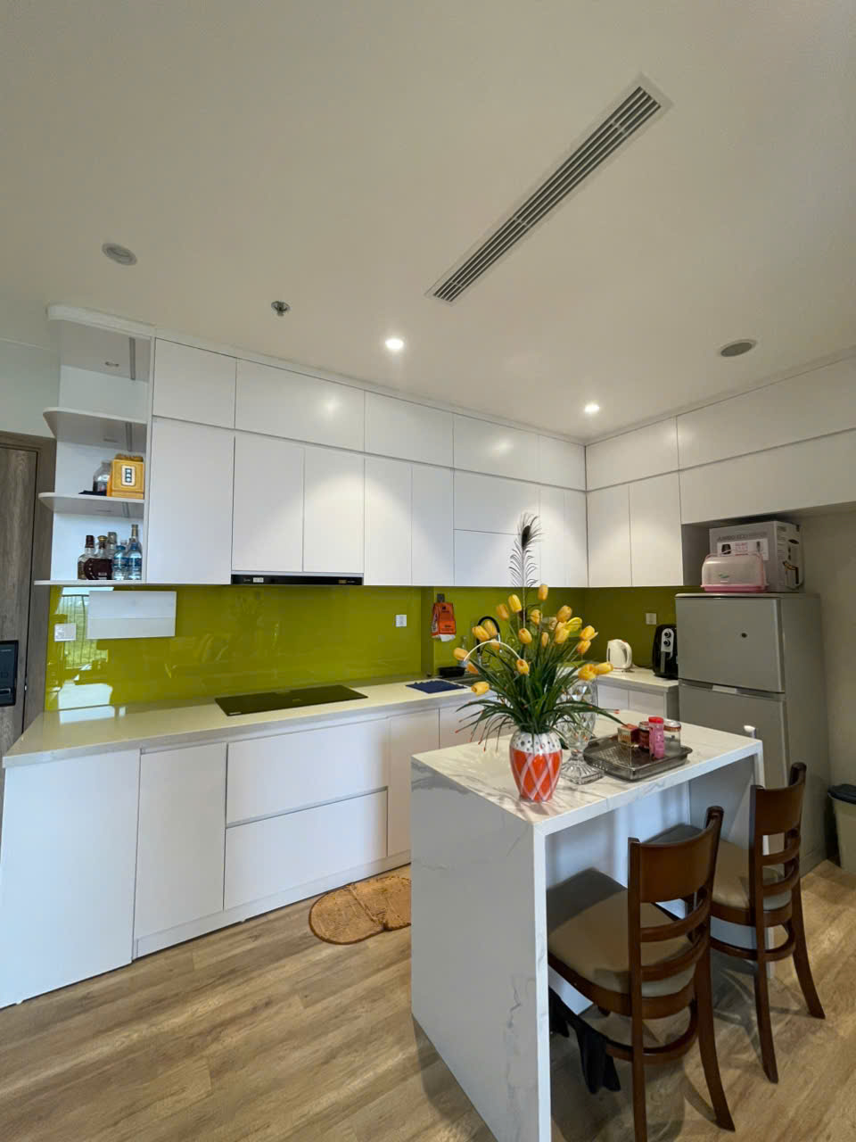 [CHO THUÊ GẤP] CĂN HỘ 2PN TẦNG TRUNG – FULL ĐỒ ĐẸP – GIÁ CỰC HẤP DẪN TẠI L1 THE LANDMARK